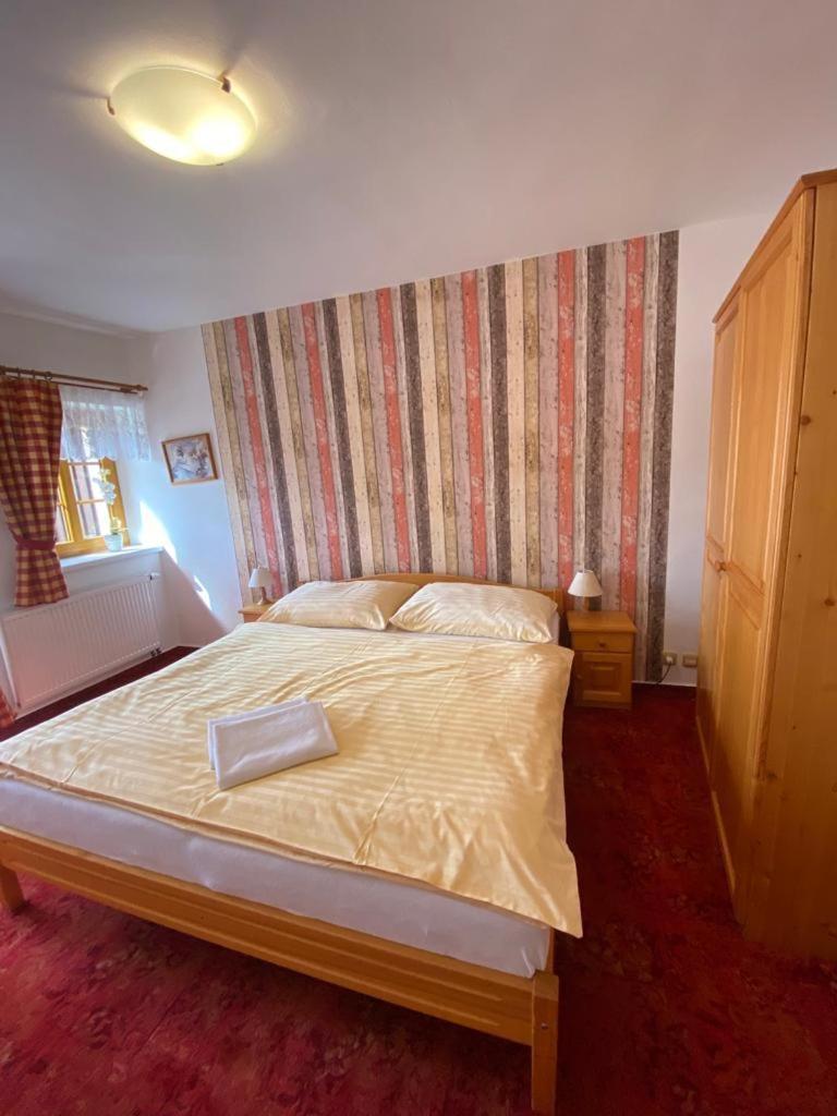 Pension U Kostela Frymburk nad Vltavou Exterior foto