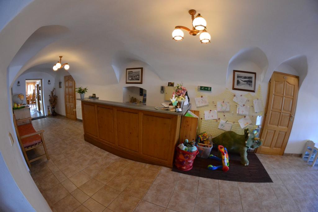 Pension U Kostela Frymburk nad Vltavou Exterior foto