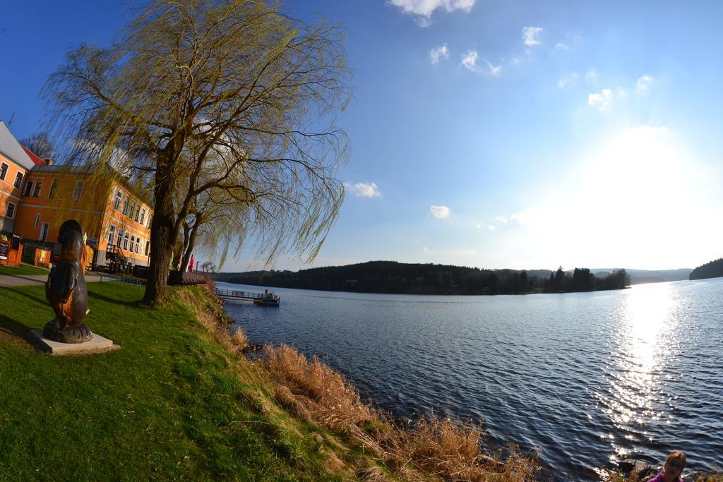 Pension U Kostela Frymburk nad Vltavou Exterior foto