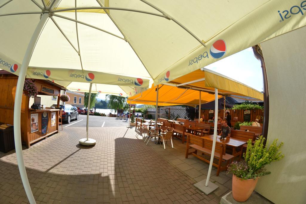 Pension U Kostela Frymburk nad Vltavou Exterior foto